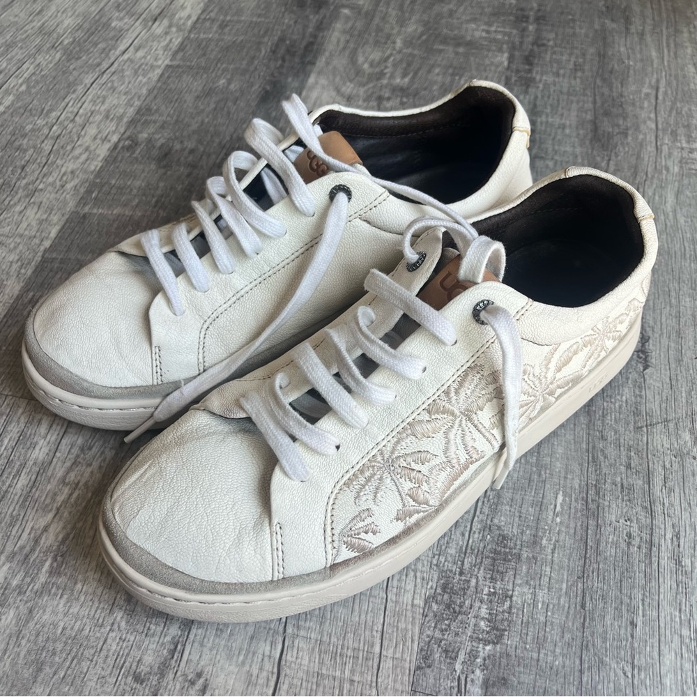 UGGS | Cali Sneakers